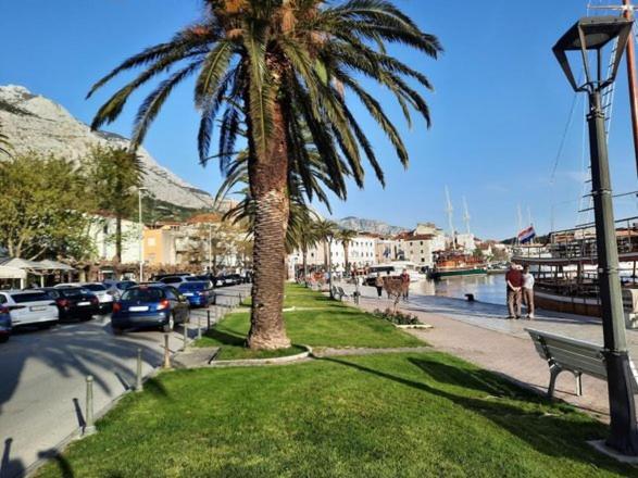 Apartman King Makarska Eksteriør billede