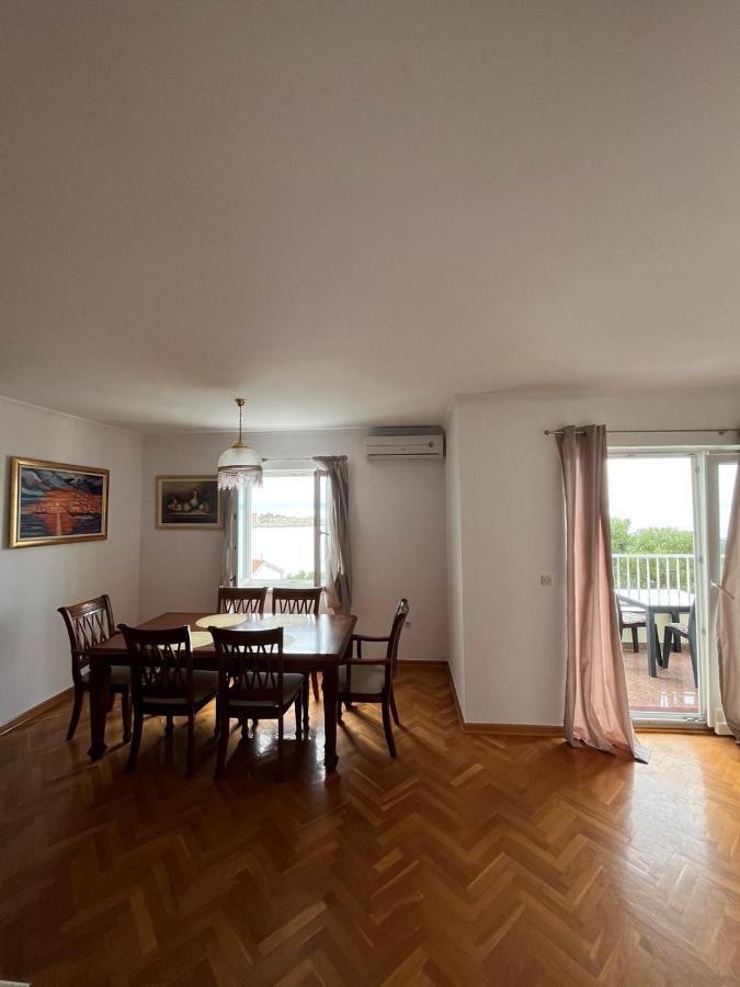 Apartman King Makarska Eksteriør billede