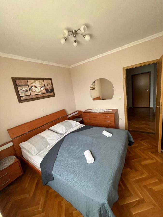 Apartman King Makarska Eksteriør billede